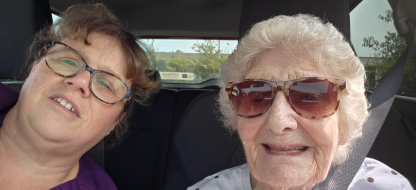 Care Home Outings: The Benefits of Getting Out & About | Chestnuts